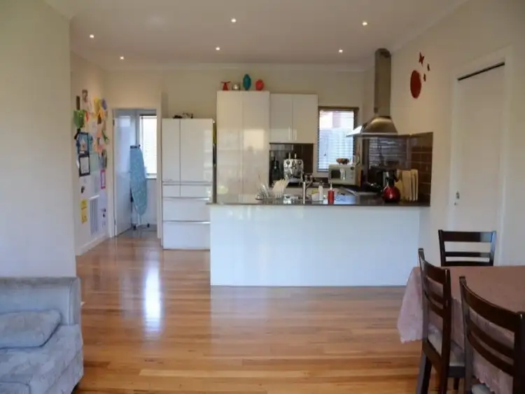 Fifth view of Homely house listing, 1/17 Emma Road, Croydon VIC 3136