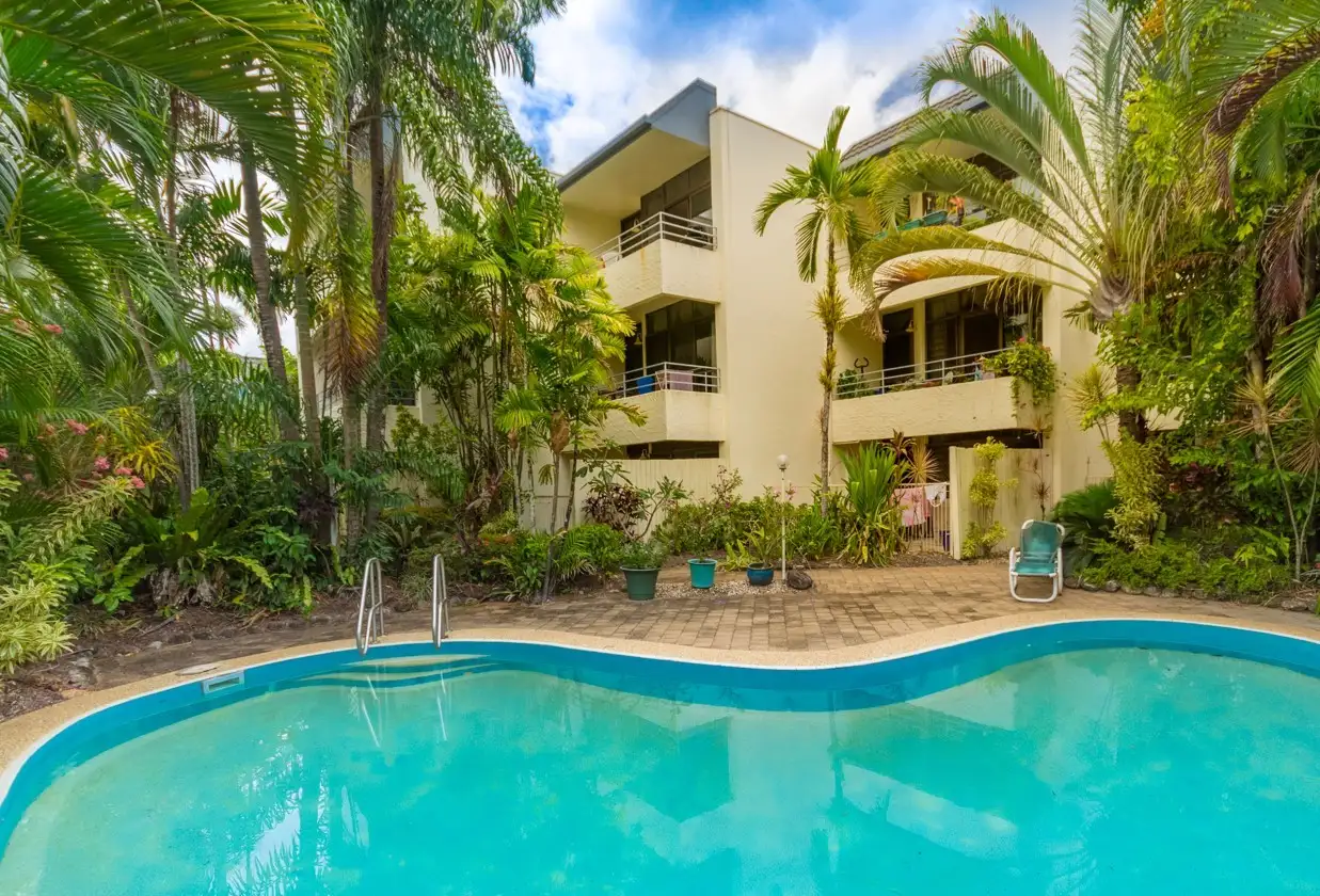 Main view of Homely unit listing, 2/221 Lake Street, Cairns North QLD 4870