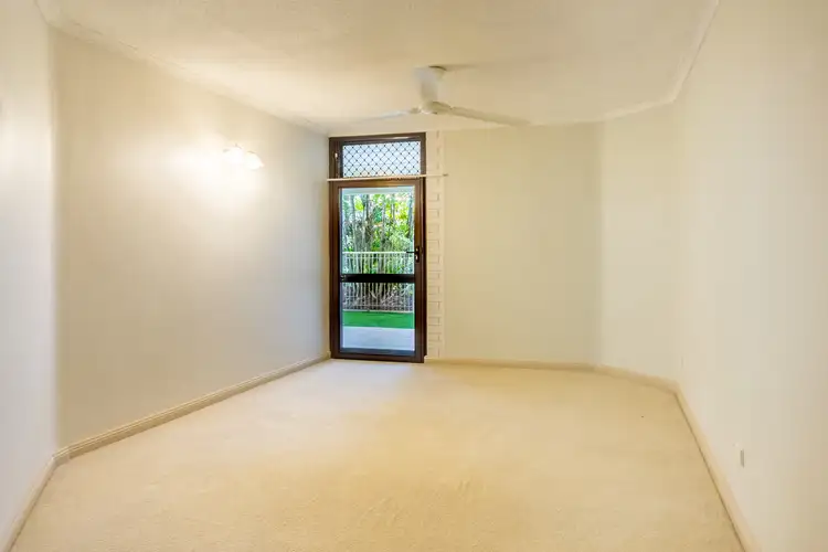 Fourth view of Homely unit listing, 2/221 Lake Street, Cairns North QLD 4870