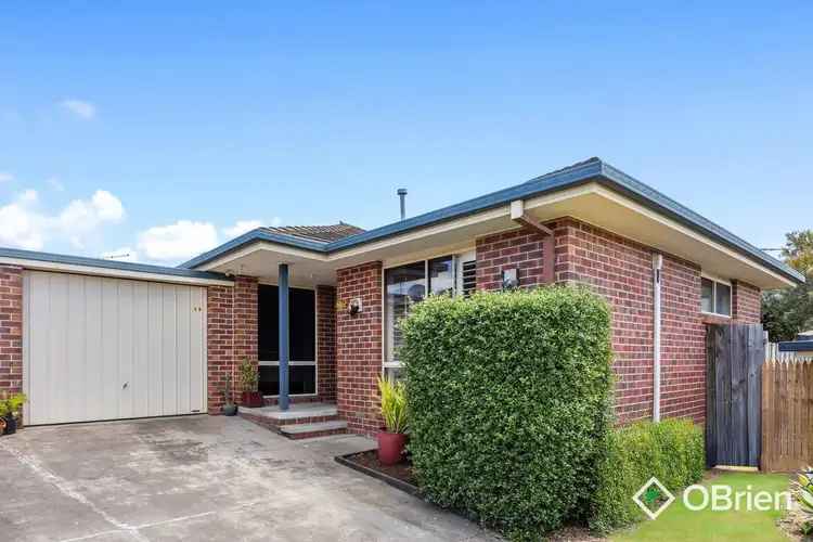 18/2 Allington Place, Langwarrin VIC 3910
