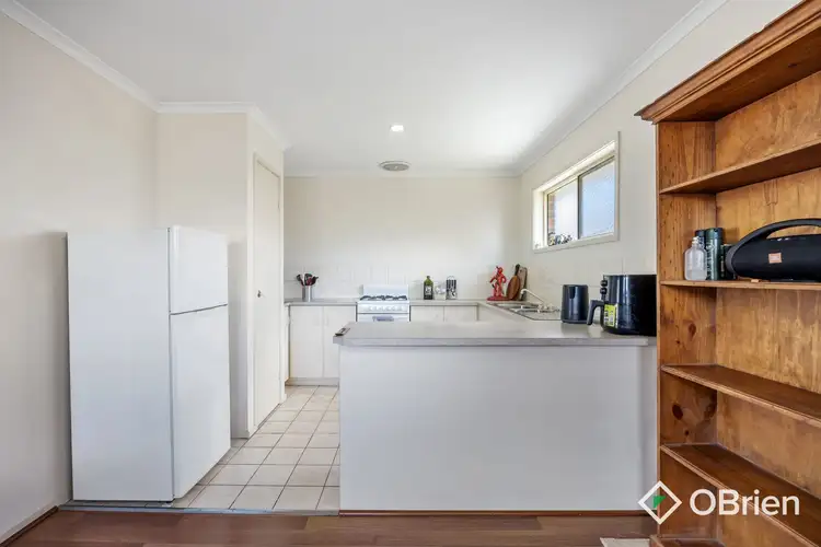 Sixth view of Homely unit listing, 18/2 Allington Place, Langwarrin VIC 3910