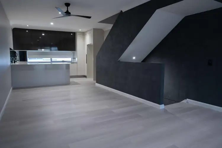 71/5074 Emerald Island Drive