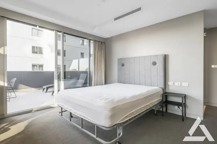 510/452 St Kilda Road