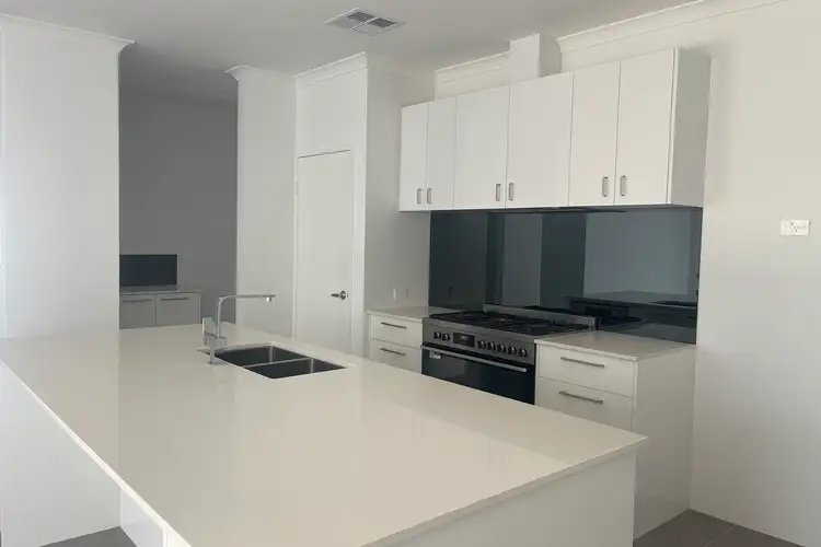 99 Paparone Road, Baldivis WA 6171