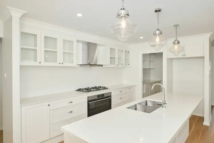 35 Ashlar Parkway, Thrumster NSW 2444