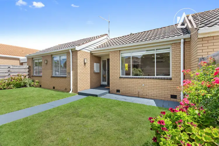 2/949 Nepean Highway