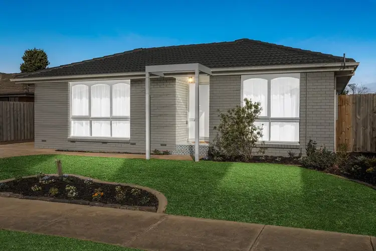 2 Fiddian Court, Altona Meadows VIC 3028