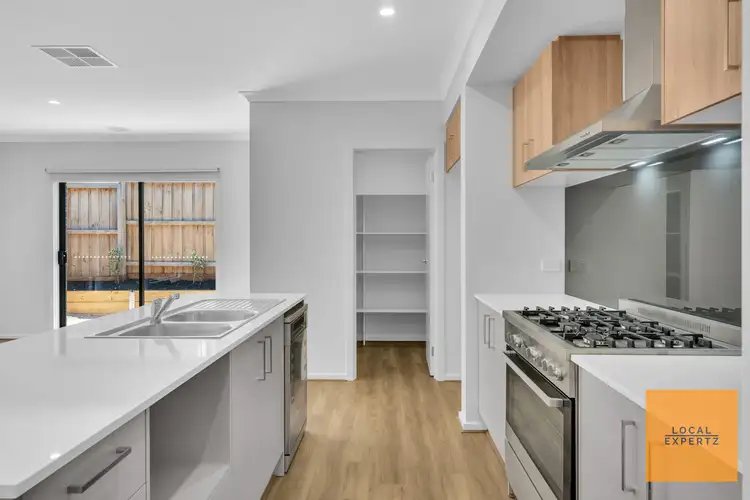 Third view of Homely house listing, 5 Hem Parkway, Fraser Rise VIC 3336