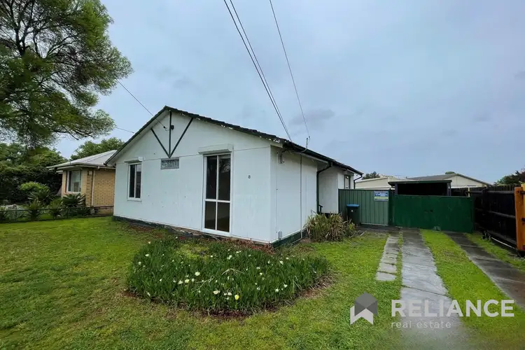 8 Centre Avenue, Werribee VIC 3030