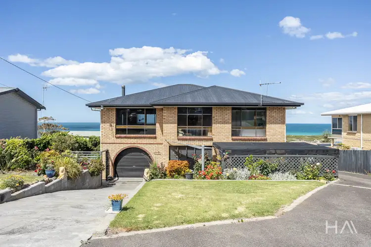 19 George Street, Scamander TAS 7215