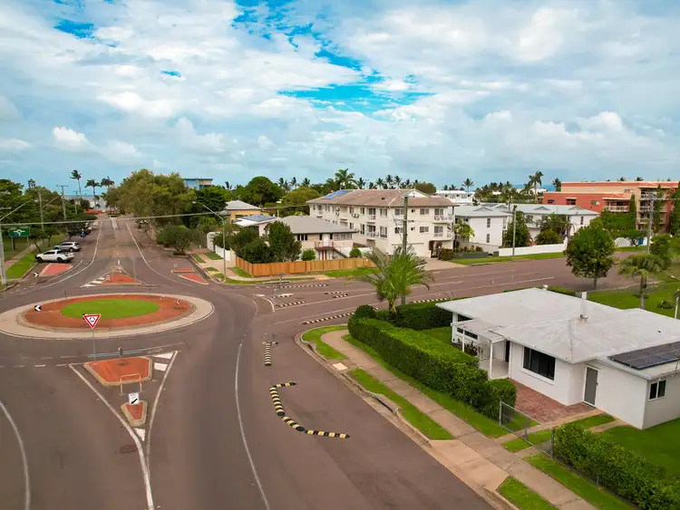 31 Howitt Street, North Ward QLD 4810