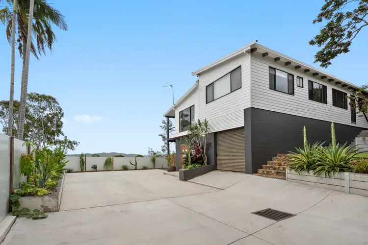 112 Warrack Street