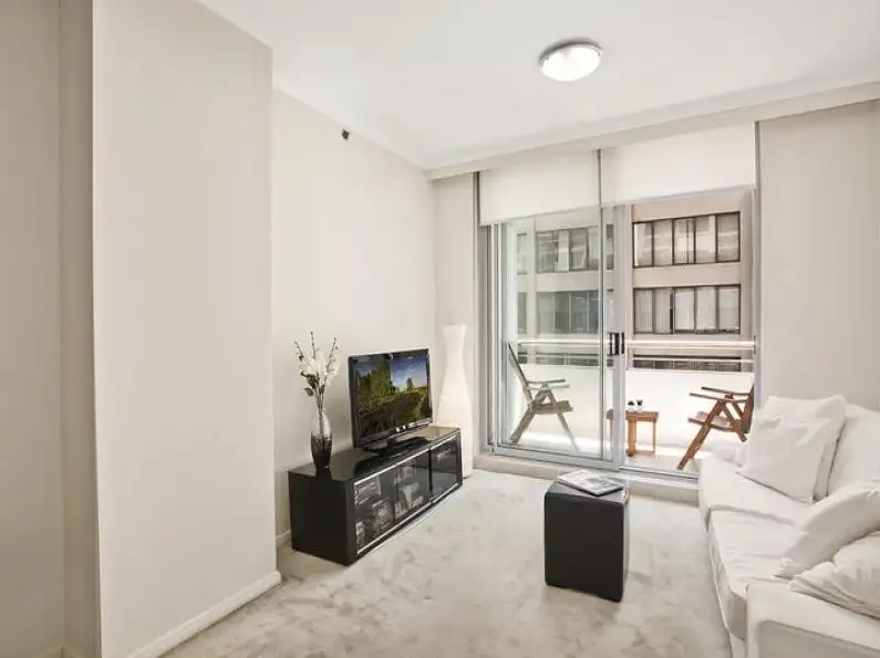 Main view of Homely unit listing, 187/298-304 Sussex Street, Sydney NSW 2000