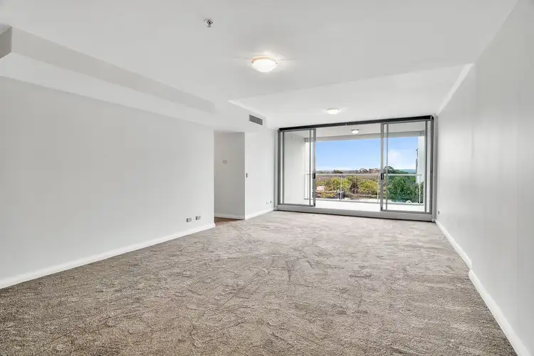 B1201/2B Help Street