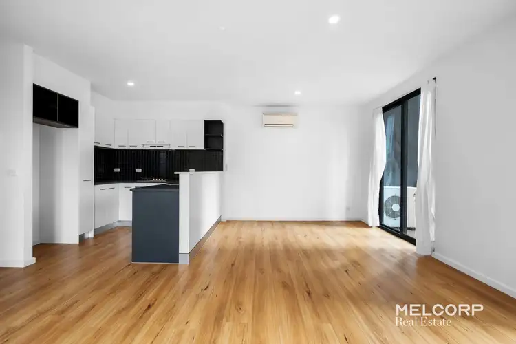 901/87 Franklin Street