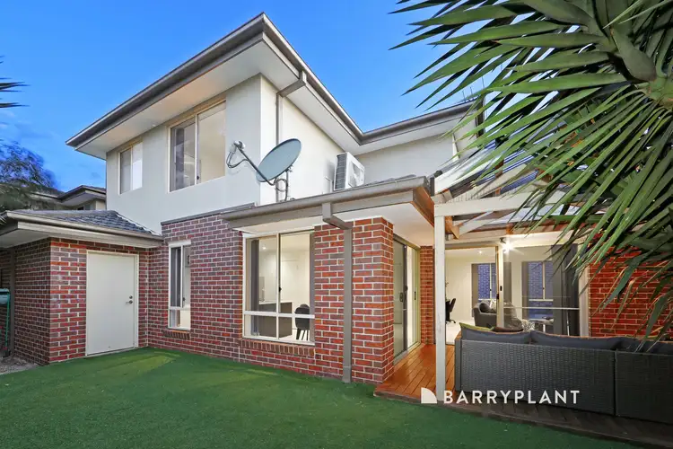 2/3 Kalymna Grove, Chadstone VIC 3148