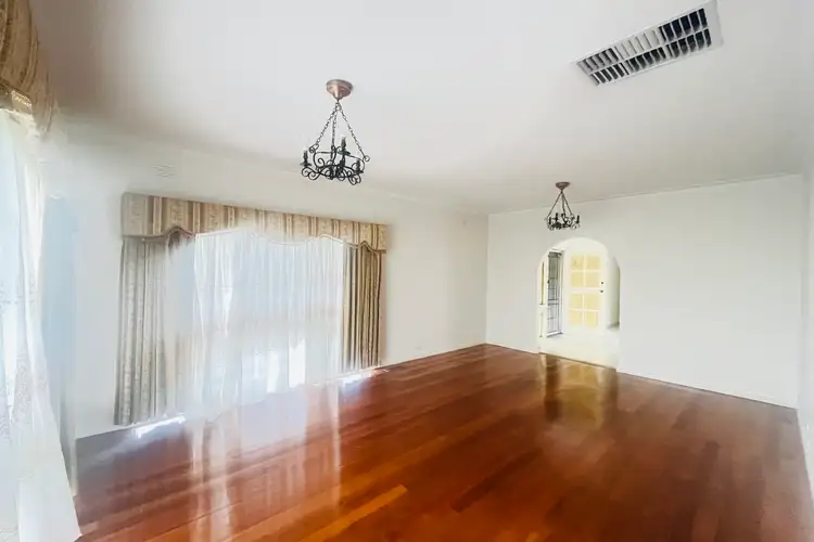 21 Alma Street, Craigieburn VIC 3064