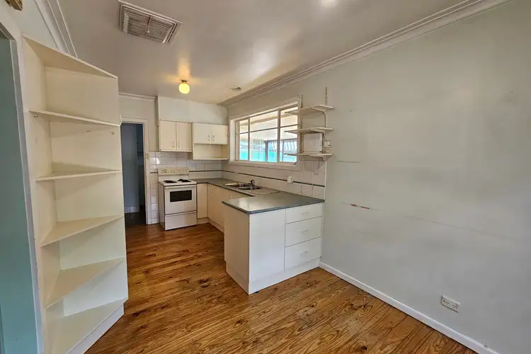 Fifth view of Homely house listing, 5 Bartel Court, Wodonga VIC 3690