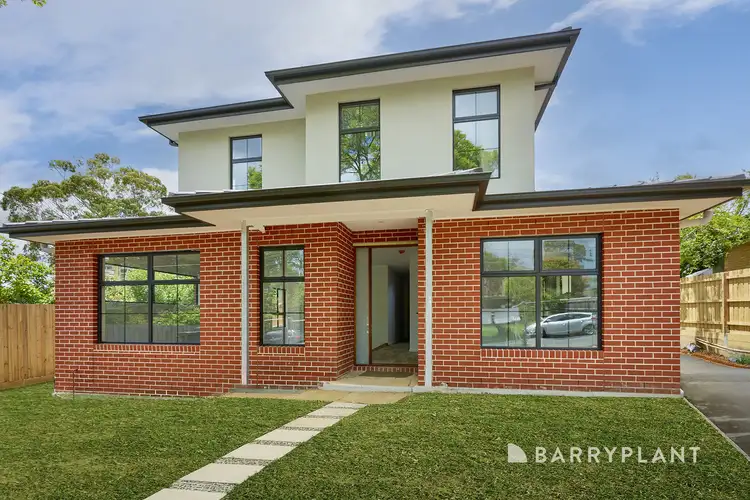 1/15 Shakespeare Avenue, Mooroolbark VIC 3138