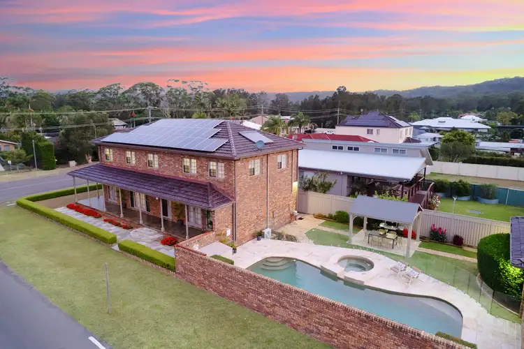 2 Kendall Road