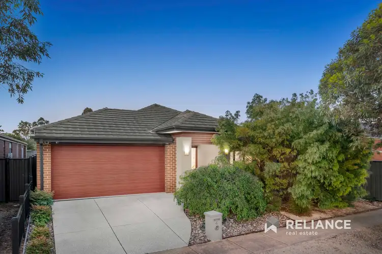 4 Atkinson Close