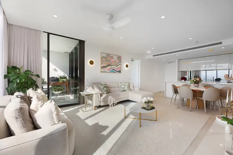 3904/24 The Lanes Boulevard