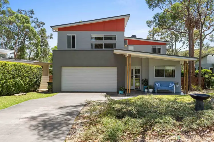 8 Forest Owl Crescent, Murrays Beach NSW 2281