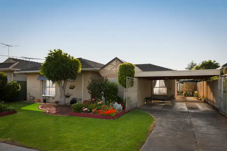 8 Hampstead Drive, Hoppers Crossing VIC 3029