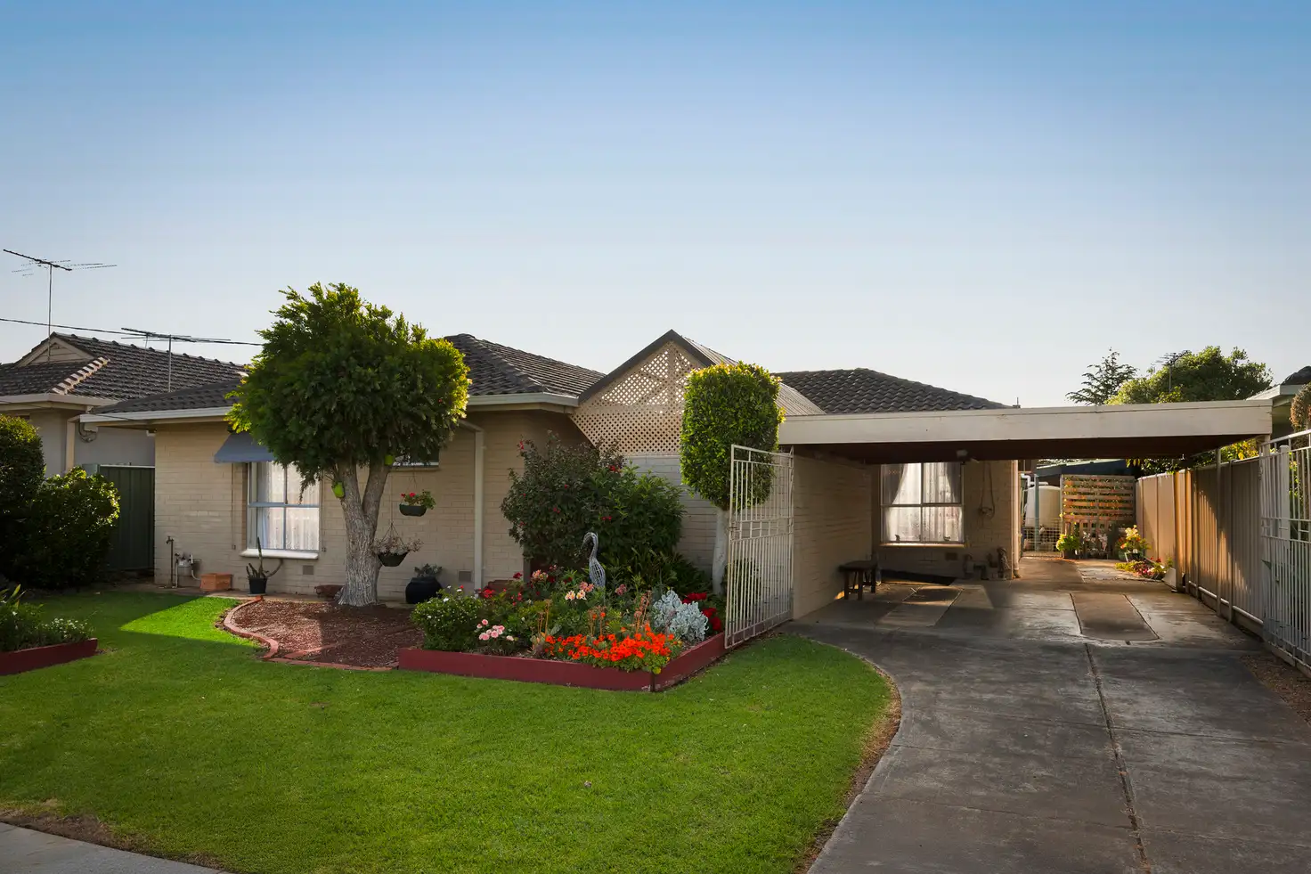 Main view of Homely house listing, 8 Hampstead Drive, Hoppers Crossing VIC 3029