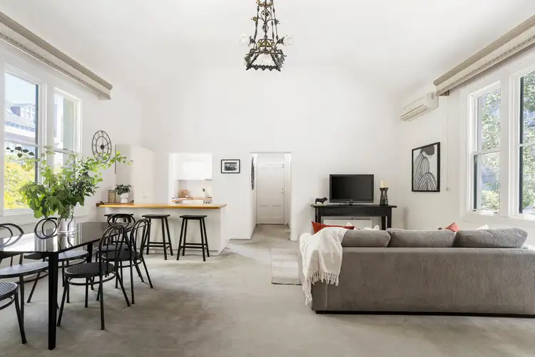 Third view of Homely apartment listing, 8/25 Queens Road, Melbourne VIC 3004