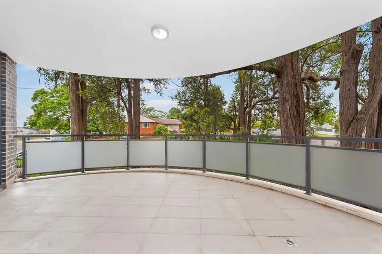 18/2 Bouvardia Street