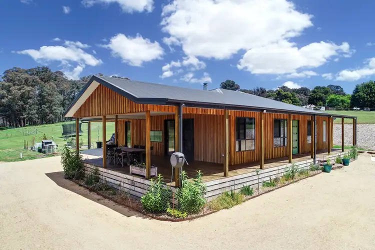 25 Altmans Road, Tolmie VIC 3723