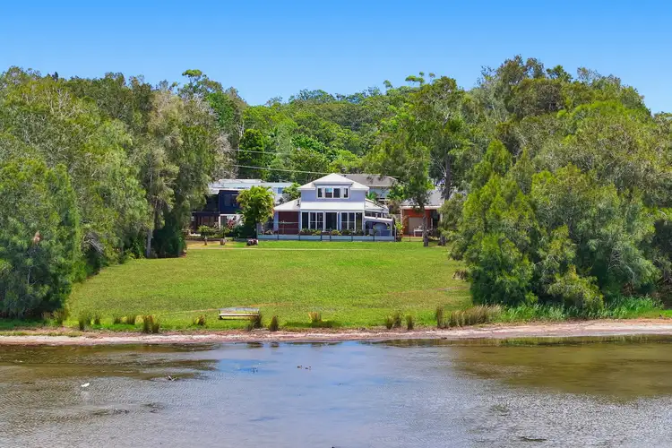 341 Lakedge Avenue, Berkeley Vale NSW 2261