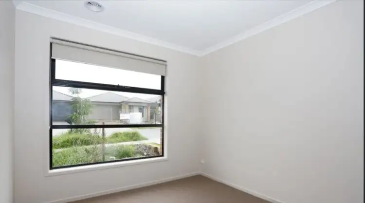 Second view of Homely house listing, 4 Schefflera Street, Craigieburn VIC 3064