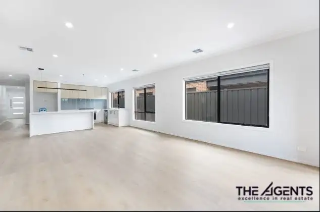 Second view of Homely house listing, 51 Palara Drive, Strathtulloh VIC 3338