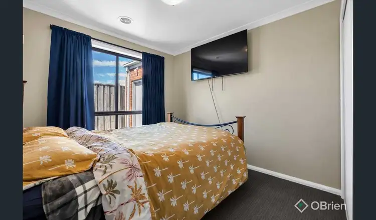 Fifth view of Homely house listing, 8 Susan Place, Harkness VIC 3337