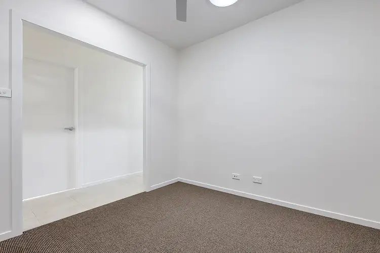 Fifth view of Homely house listing, 2/50 Mapplewell Circuit, Farley NSW 2320