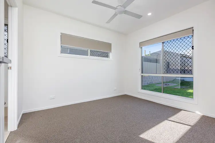 Fourth view of Homely house listing, 1/50 Mapplewell Circuit, Farley NSW 2320