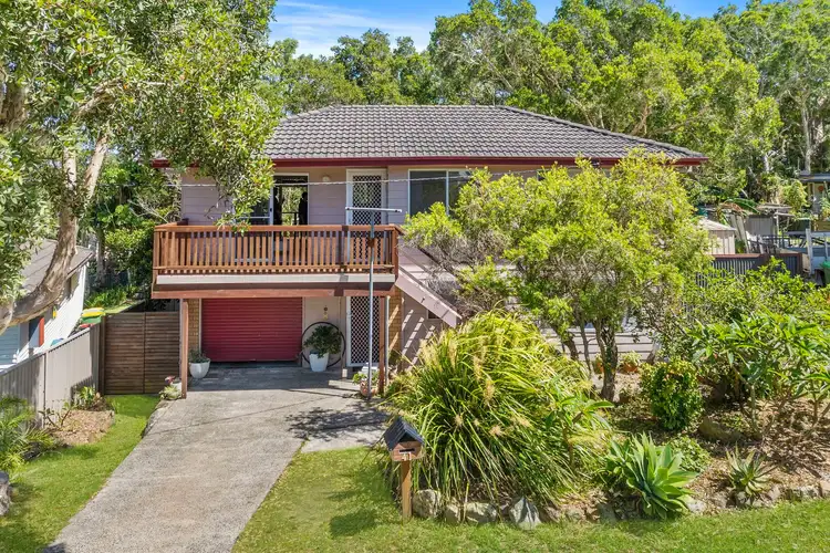41 Joan Street, Forresters Beach NSW 2260