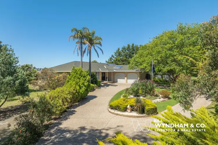 10 Lake Bunga Beach Road