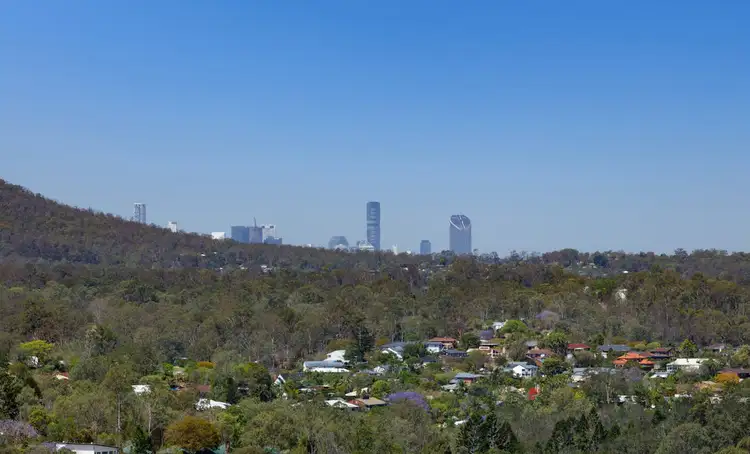 254 Moons Lane, Brookfield QLD 4069