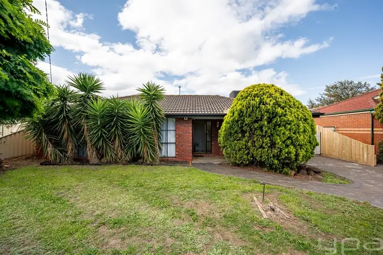 38 Bourke Crescent, Hoppers Crossing VIC 3029