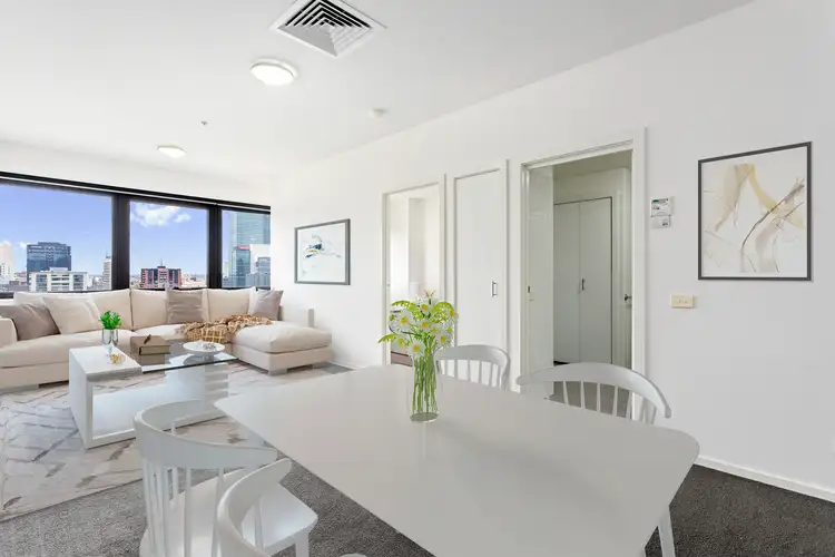 2004/250 Elizabeth Street, Melbourne VIC 3000