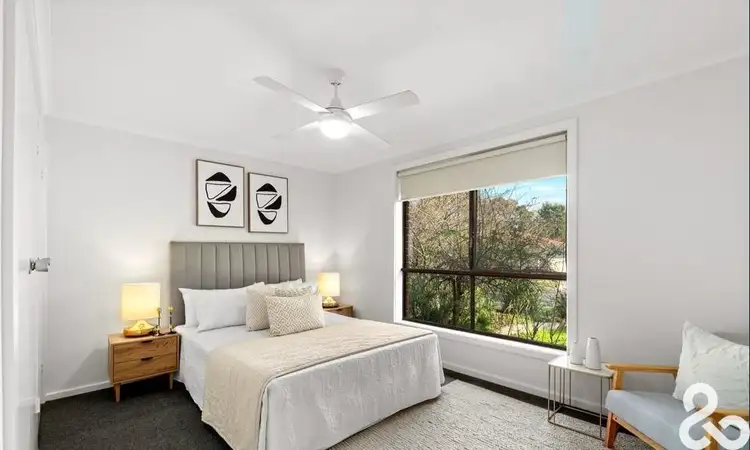 Fifth view of Homely house listing, 12 Fraser Close, Mill Park VIC 3082