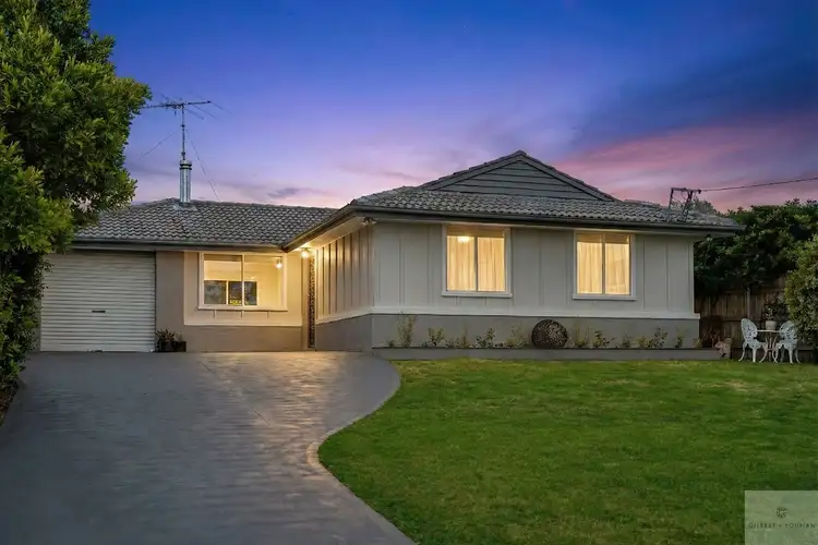 10 Carlton Road, Thirlmere NSW 2572