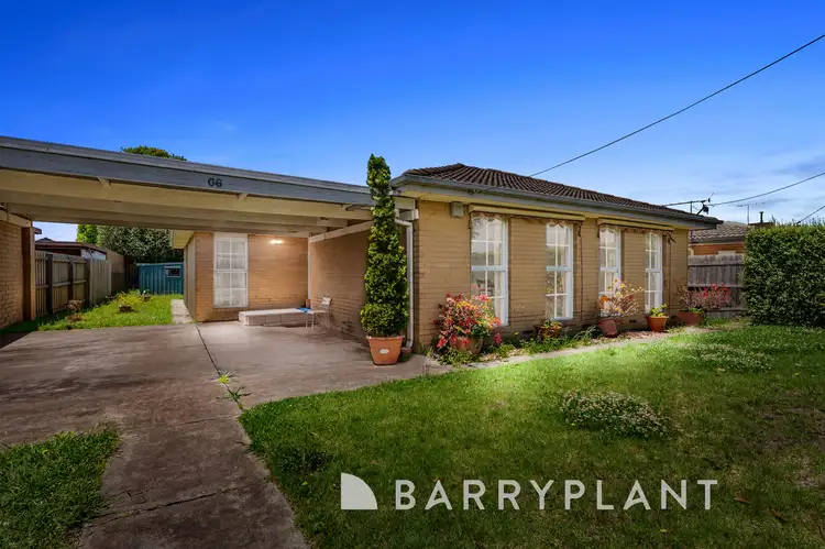 66 Station Road, Melton South VIC 3338