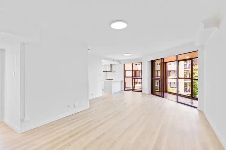Fourth view of Homely unit listing, 2a Hollywood Avenue, Bondi Junction NSW 2022