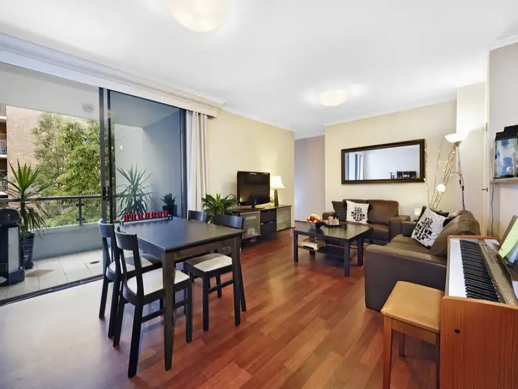 195/102 Miller Street