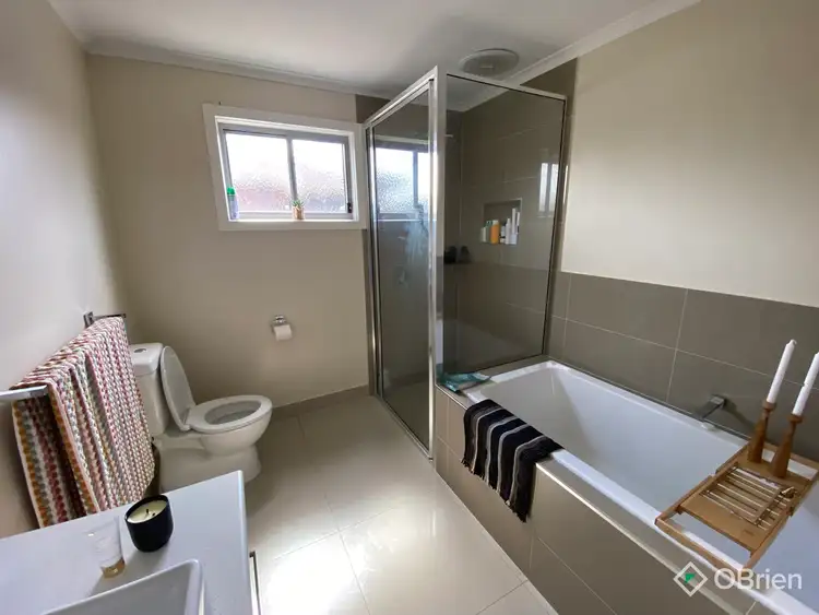 Fourth view of Homely apartment listing, 1/166 Rowan Street, Wangaratta VIC 3677