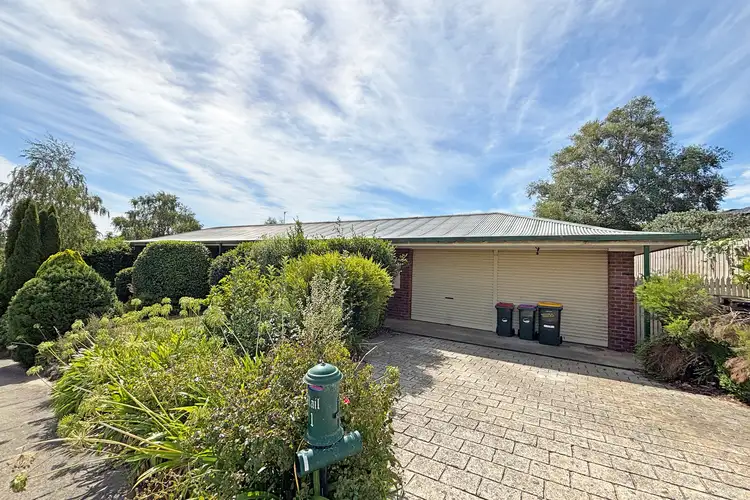 1 Maple Way, Warragul VIC 3820